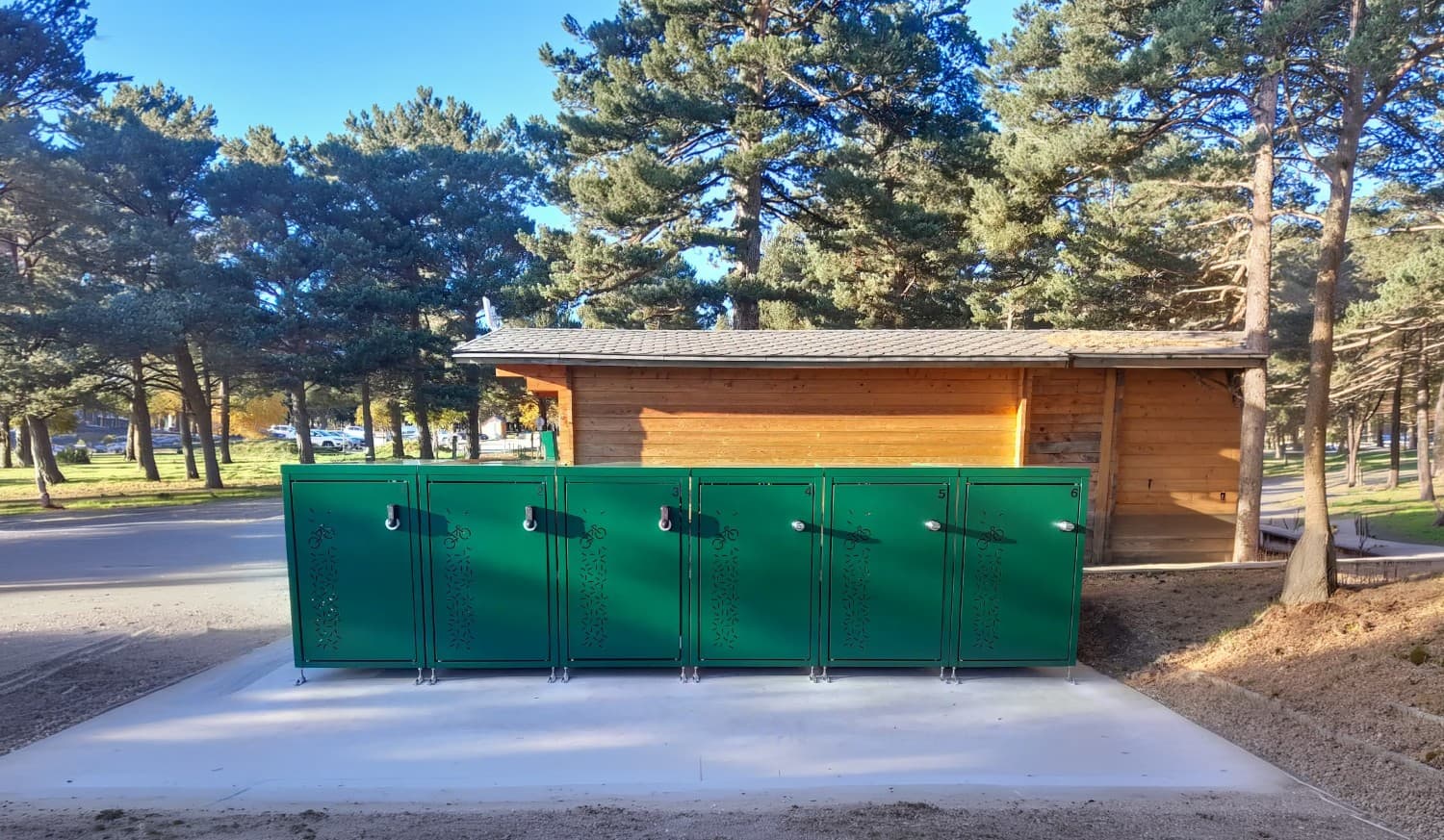 6 box vélos à badge RFID et cadenas au lac de Matemale : Pyrénées-Orientales